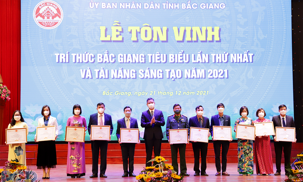  Tổ chức xét, tôn vinh danh hiệu “Trí thức Bắc Giang tiêu biểu” lần thứ 2 năm 2025